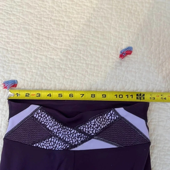Lululemon purple leggings 4 - Picture 7 of 9